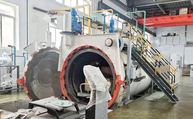 复合材料热压罐的核心功能是什么？